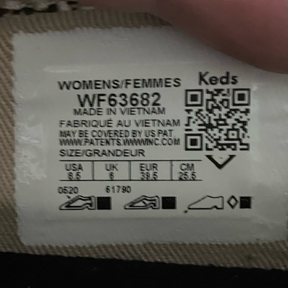 Keds Snake Skin Patterned Slip-On tennis shoe NWOT! - Picture 2 of 8